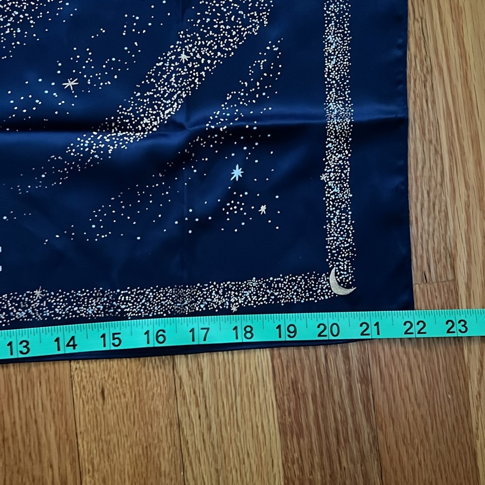 ❗️LAST CALL Lancome new celestial star scarf navy blue - Picture 5 of 6
